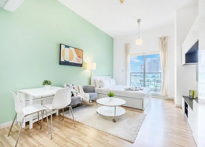 Luxe Studio With Upgraded Interior In Sports City