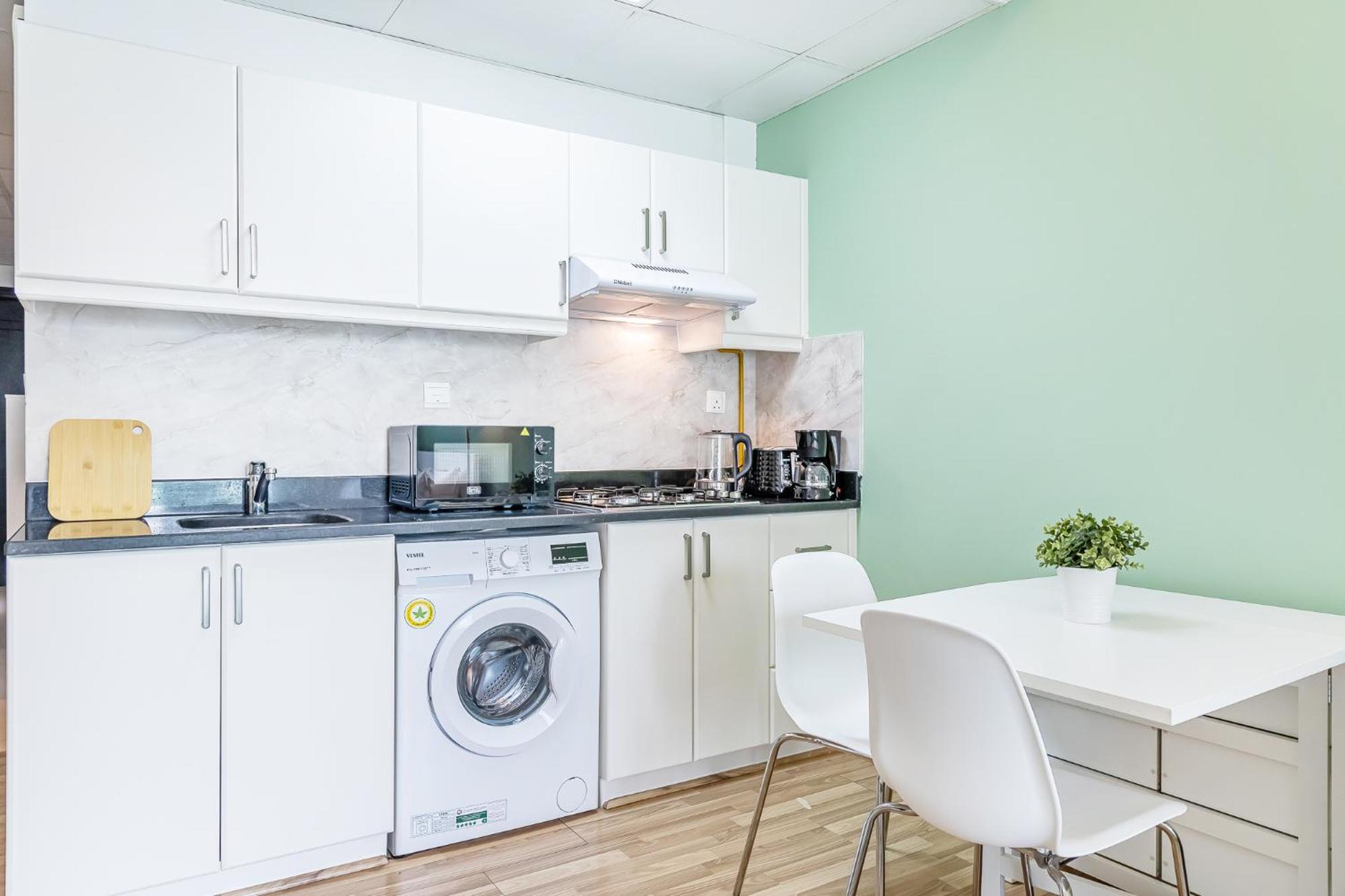 Apartment Luxe With Upgraded Interior In Sports